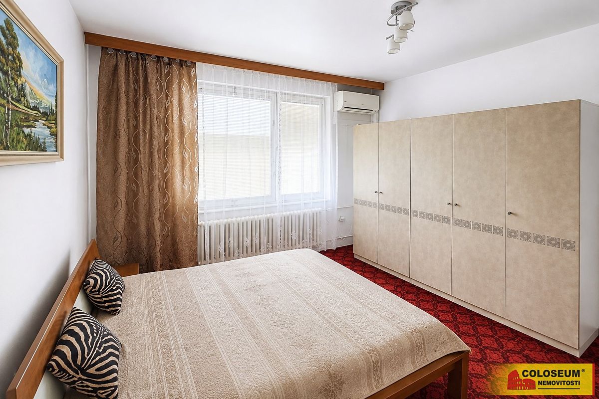 Prodej rodinného domu 224 m², pozemek 390 m² – fotografie 5