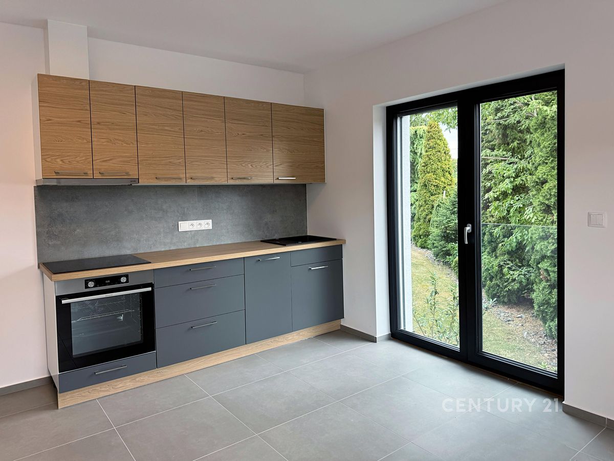 Pronájem bytu 2+kk 52 m²