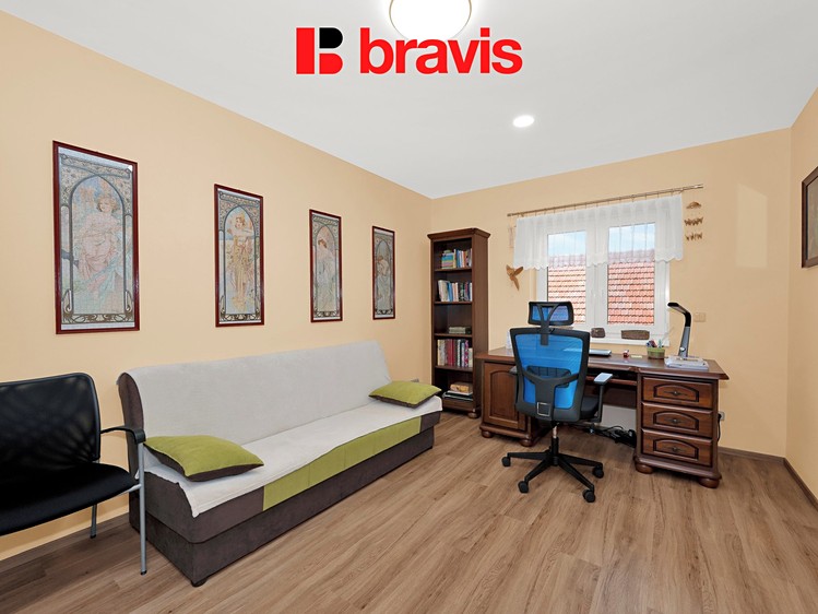 Prodej domu, 262 m² (12 z 24)