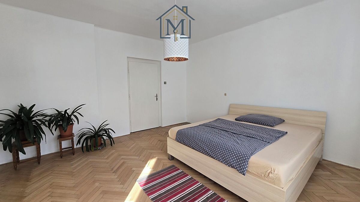 Pronájem bytu 3+1 88 m² – fotografie 5