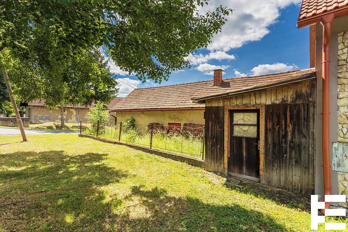 Prodej rodinného domu 86 m², pozemek 329 m² – fotografie 3