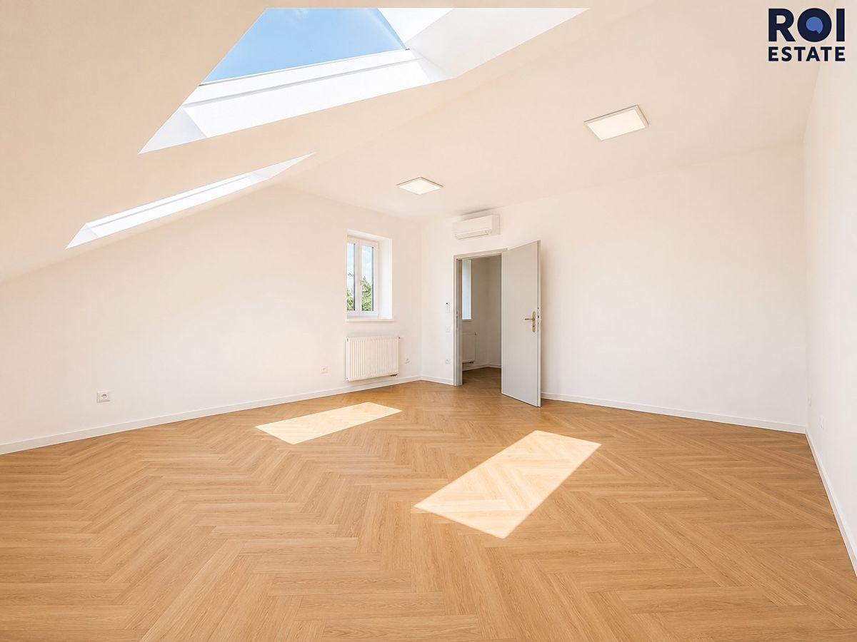 Pronájem bytu 2+1 100 m² – fotografie 2