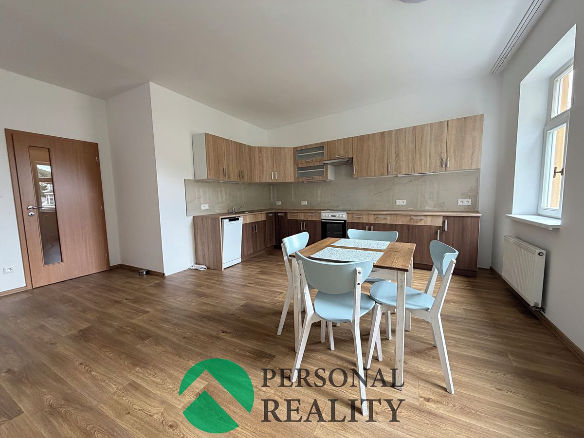 Pronájem bytu 2+kk 66 m²