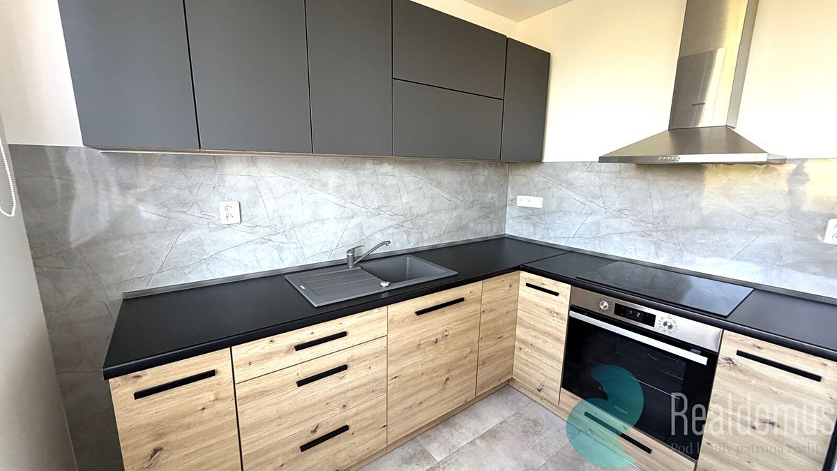 Pronájem bytu 3+1 66 m²