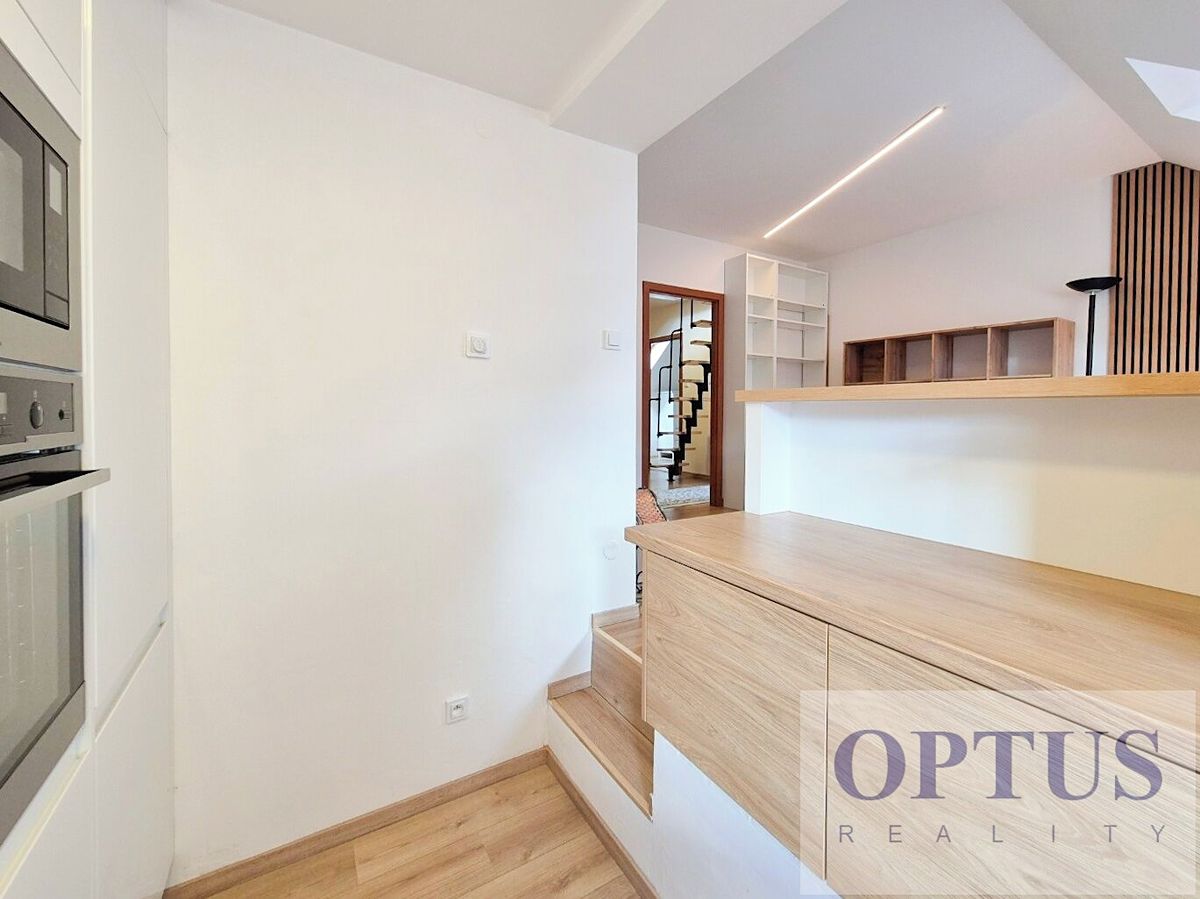 Pronájem bytu 4+kk 78 m² – fotografie 4
