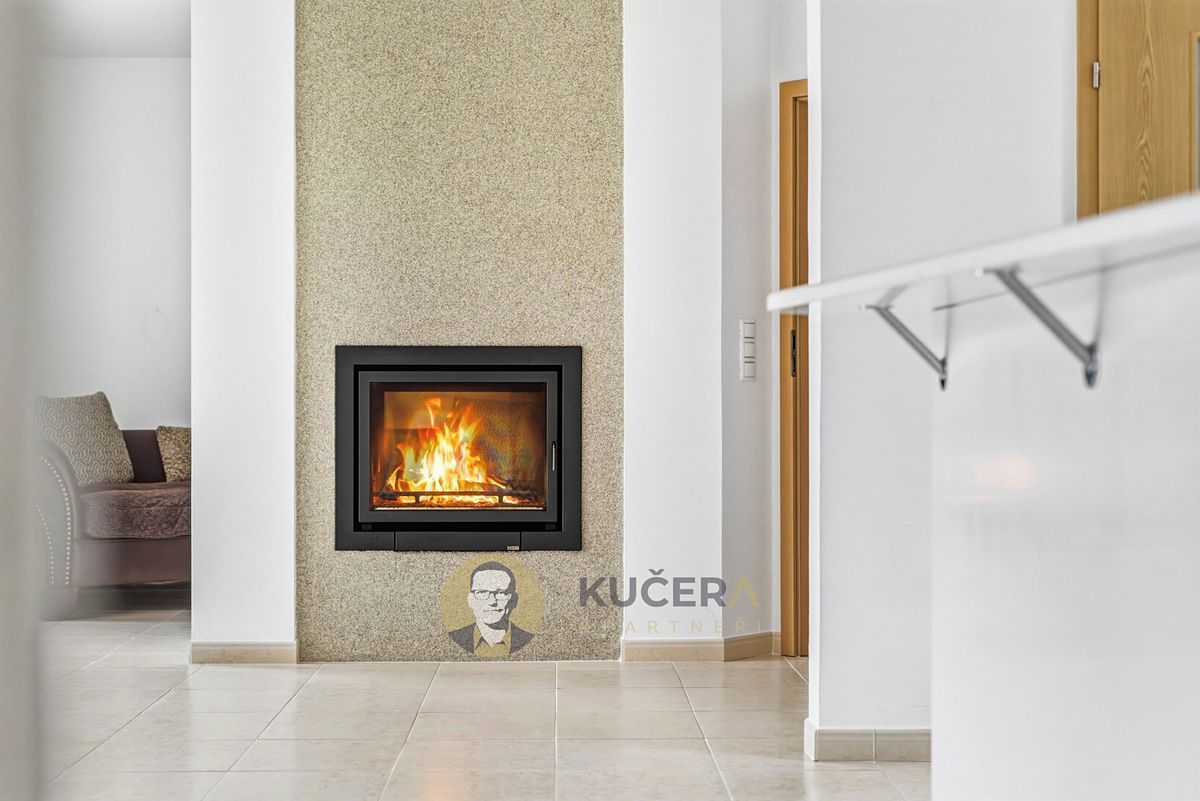 Prodej rodinného domu 488 m², pozemek 1376 m² – fotografie 5