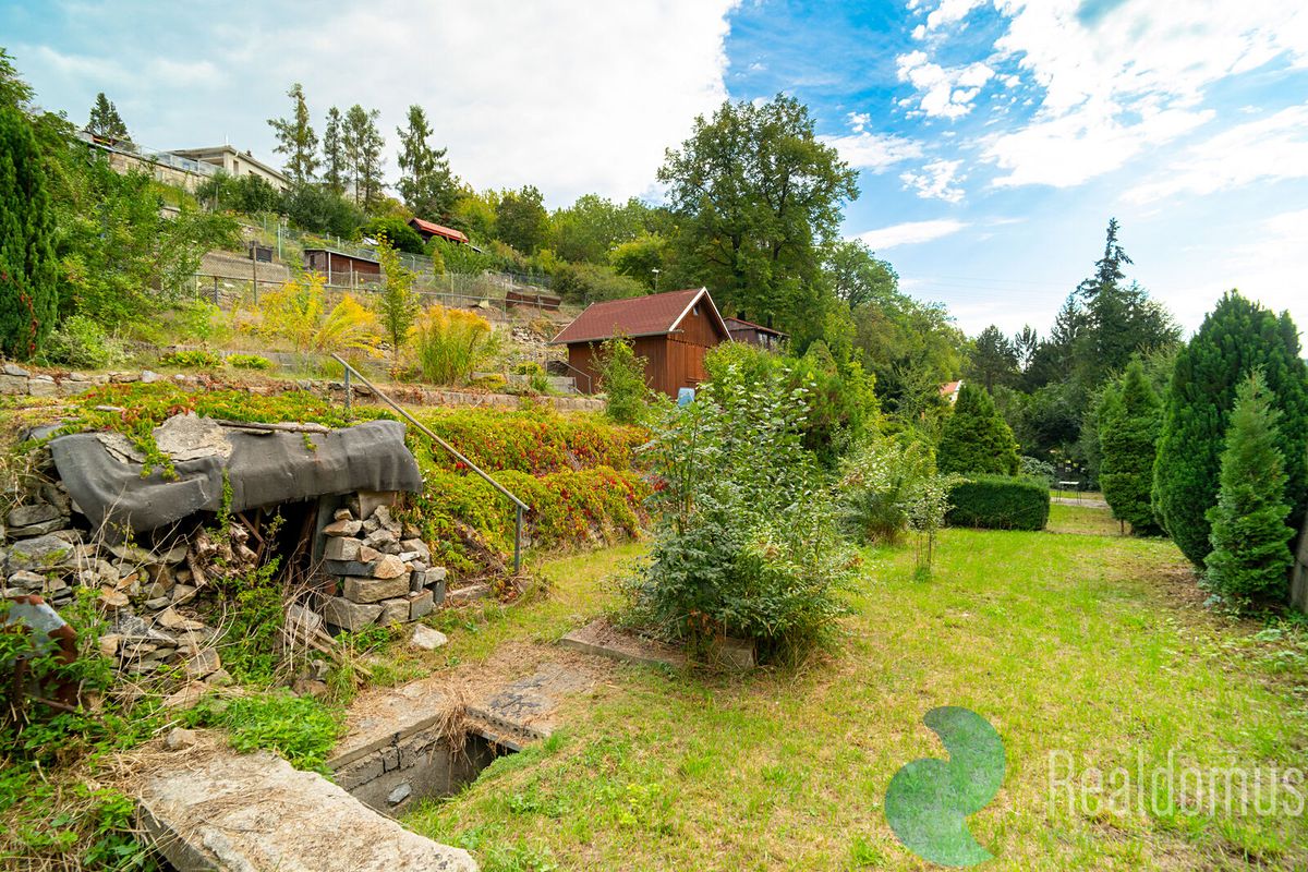 Prodej zahrady 989 m²