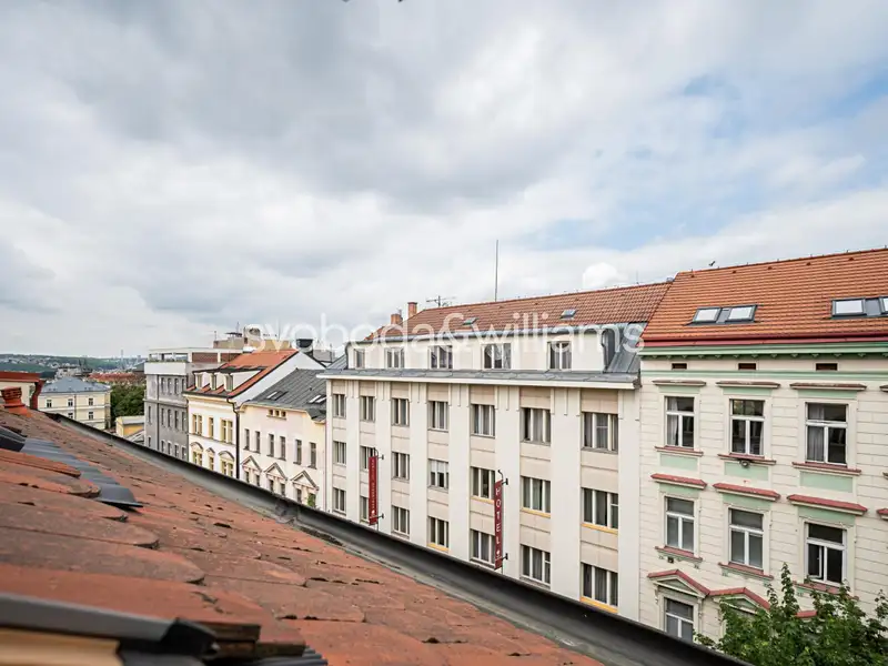 Prodej bytu 2+kk 45 m², Praha – náhled fotky 2
