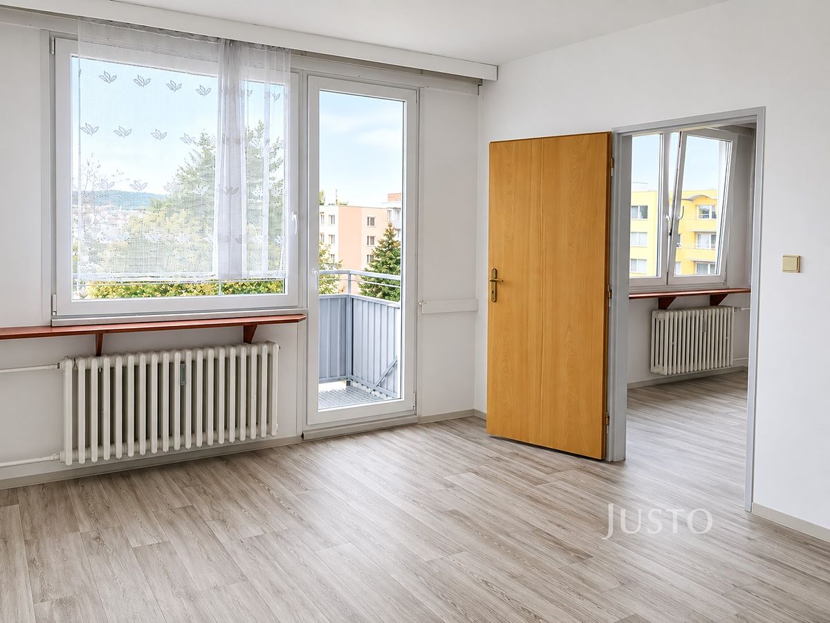 Pronájem bytu 1+1 38 m²
