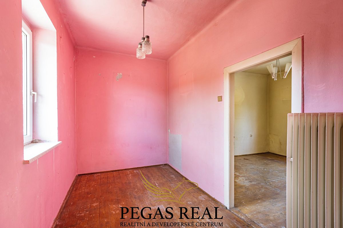 Prodej rodinného domu 164 m², pozemek 576 m² – fotografie 4