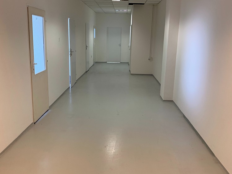 Комерційне приміщення в оренду, 70 м² (1 з 7)