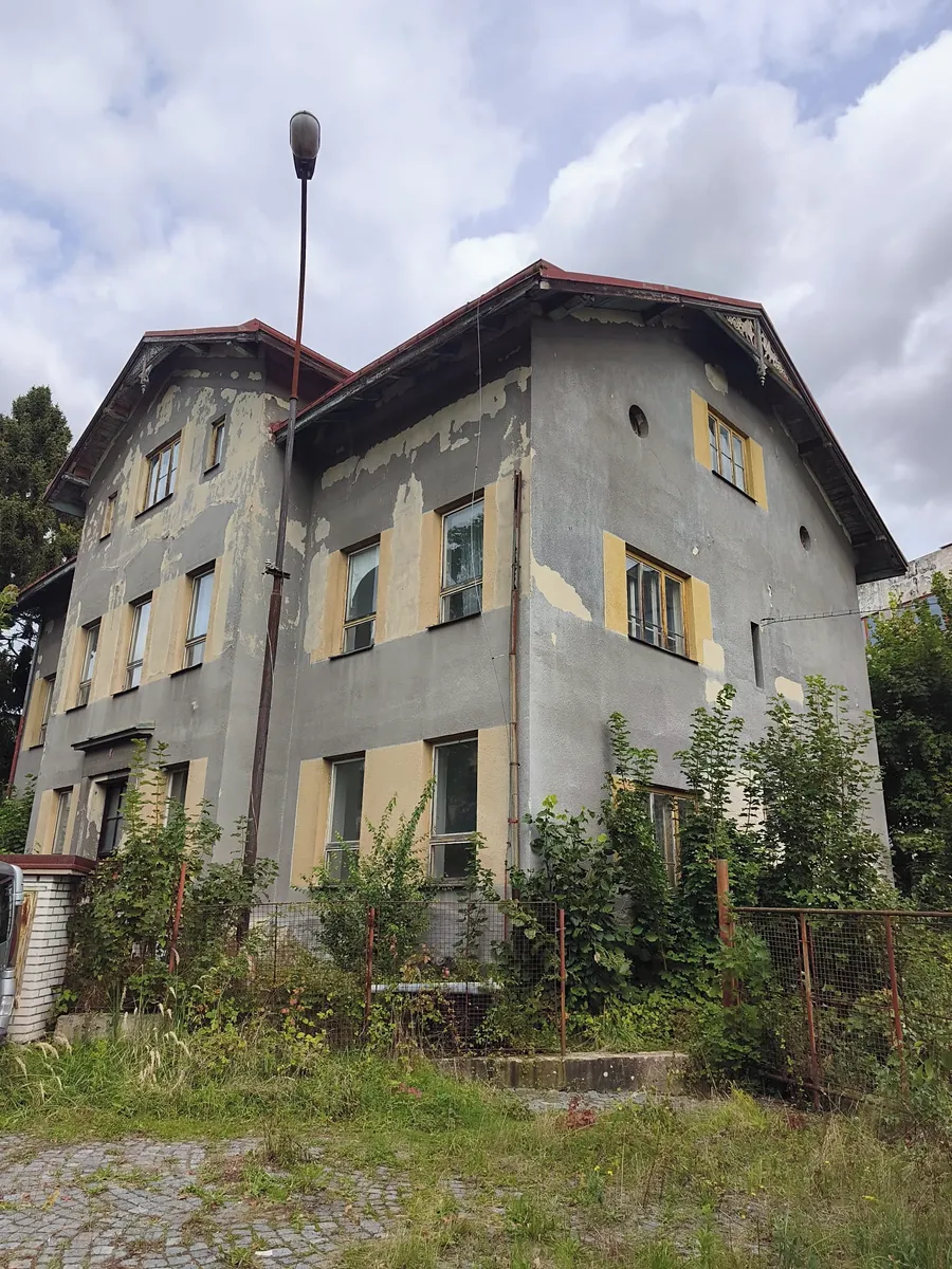 Prodej komerční nemovitosti 340 m²