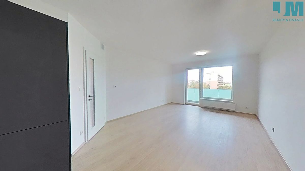 Pronájem bytu 2+kk 59 m² – fotografie 3