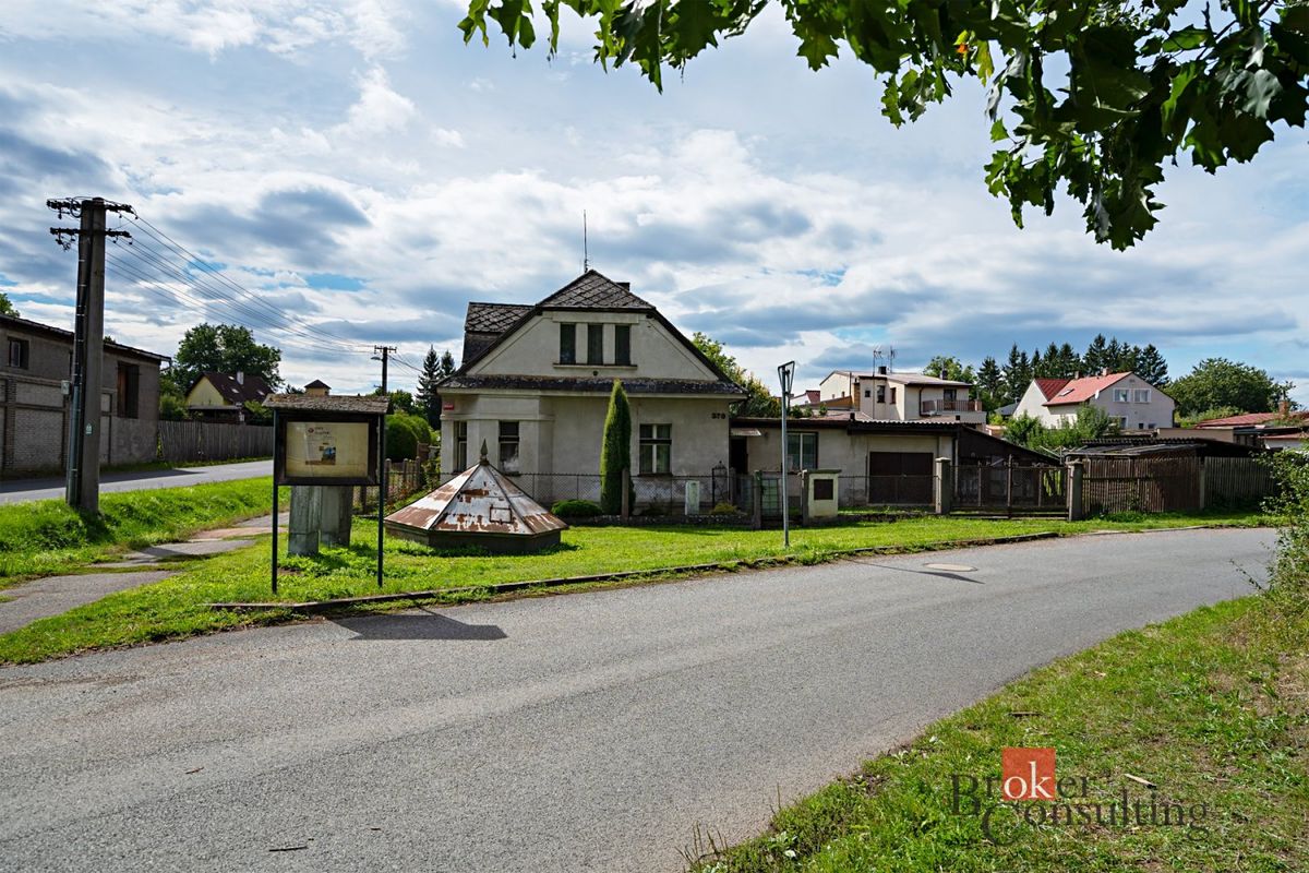 Prodej rodinného domu 160 m², pozemek 775 m² – fotografie 3