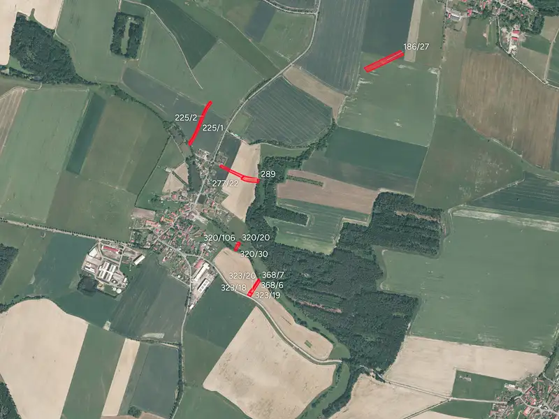 Prodej pole 7700 m², Lom – náhled fotky 1