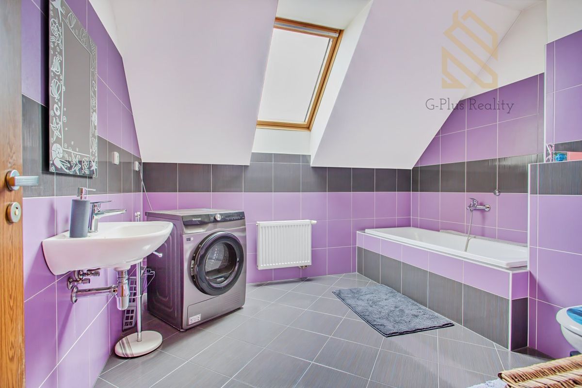 Prodej rodinného domu 121 m², pozemek 389 m² – fotografie 4