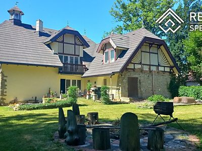 Prodej rodinného domu 460 m², pozemek 3238 m²