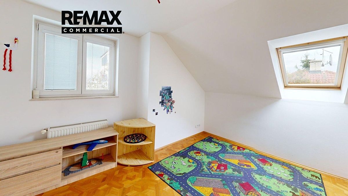 Prodej rodinného domu 167 m², pozemek 570 m² – fotografie 4