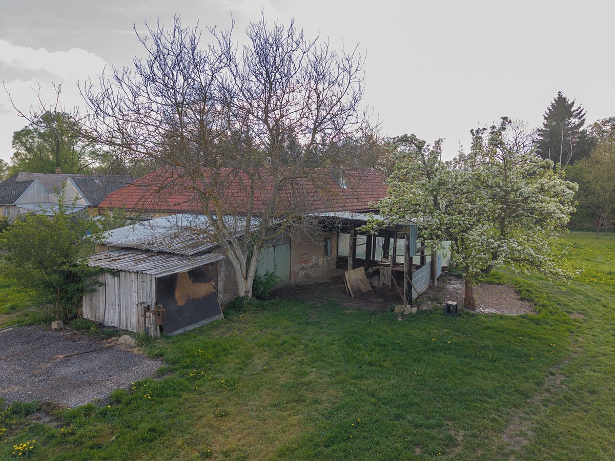 Prodej rodinného domu 120 m², pozemek 2857 m² – fotografie 2