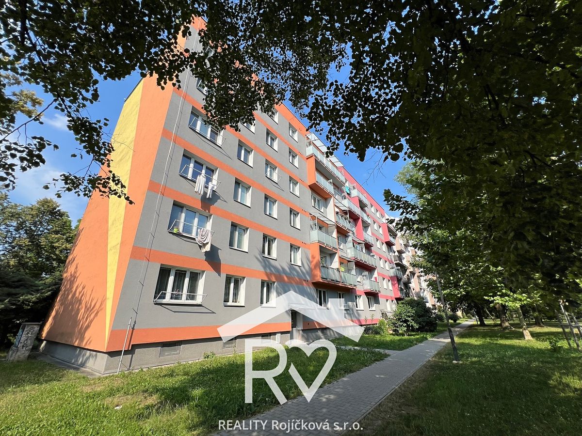 Pronájem bytu 2+1 52 m² – fotografie 2