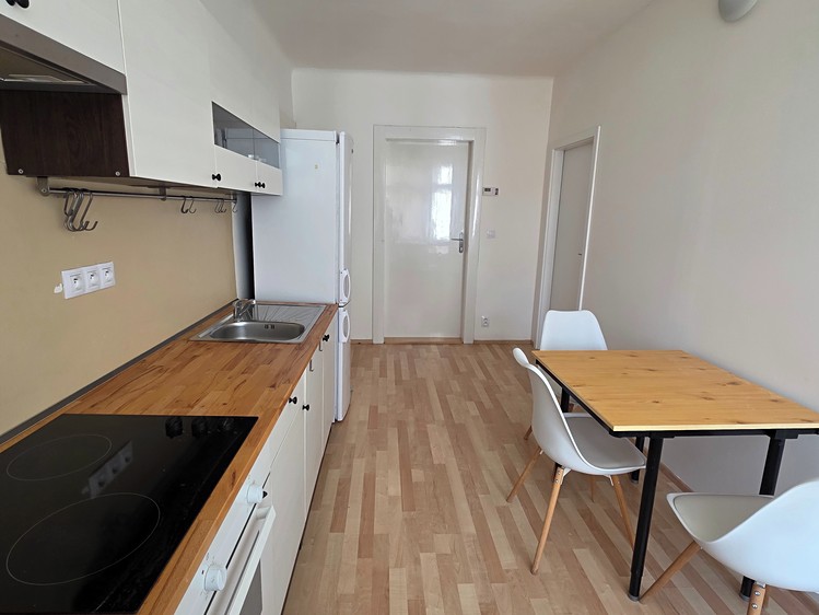 Квартира 3+1 в оренду, 80 м² (2 з 20)