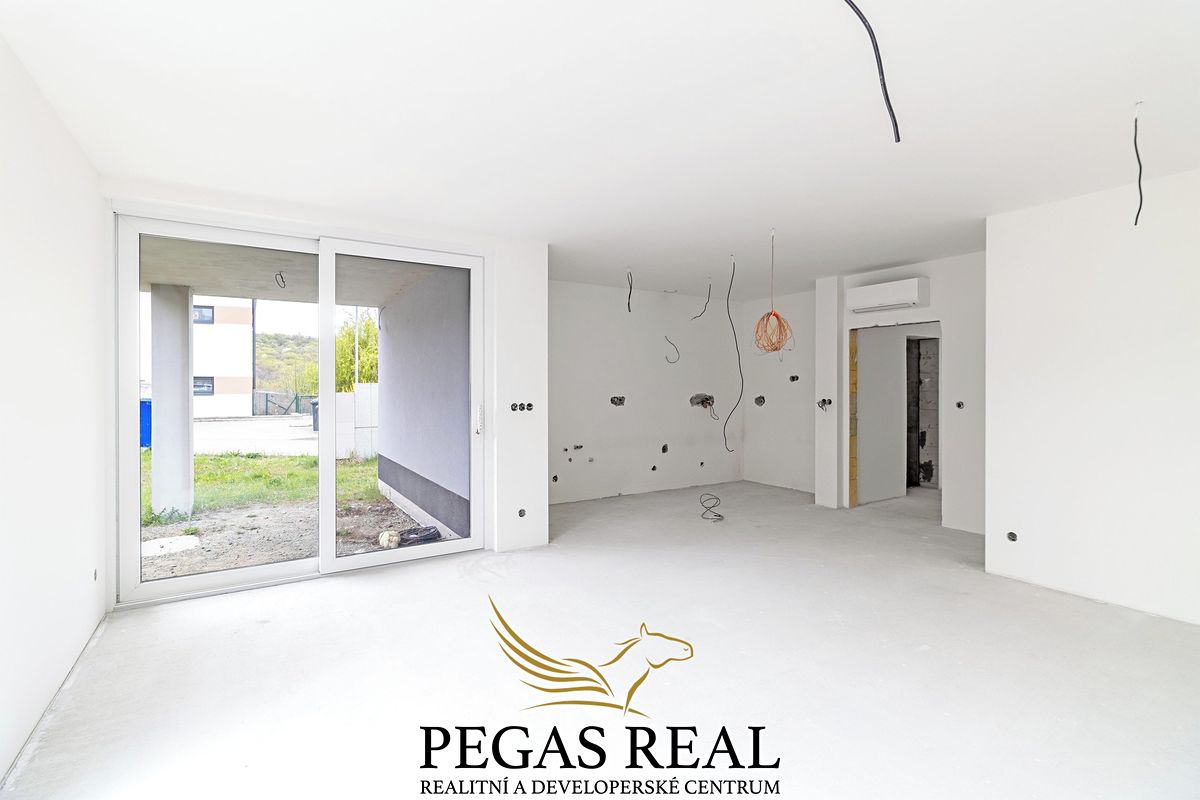 Prodej rodinného domu 167 m², pozemek 336 m² – fotografie 4