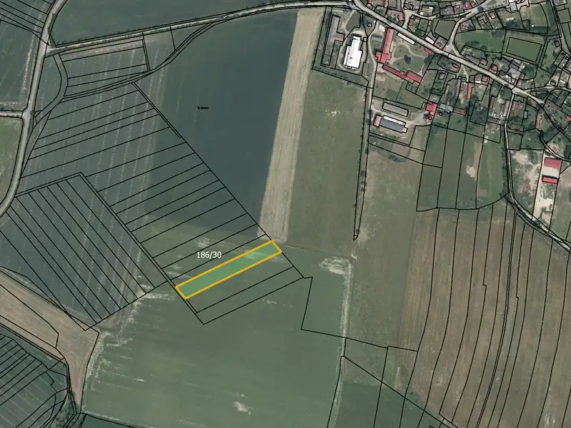 Prodej pole 7216 m², Slapy – náhled fotky 1