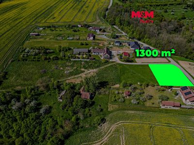 Prodej stavebního pozemku 1300 m²