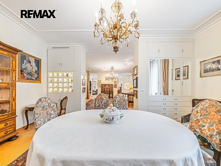 Prodej domu, 333 m² (23 z 48)