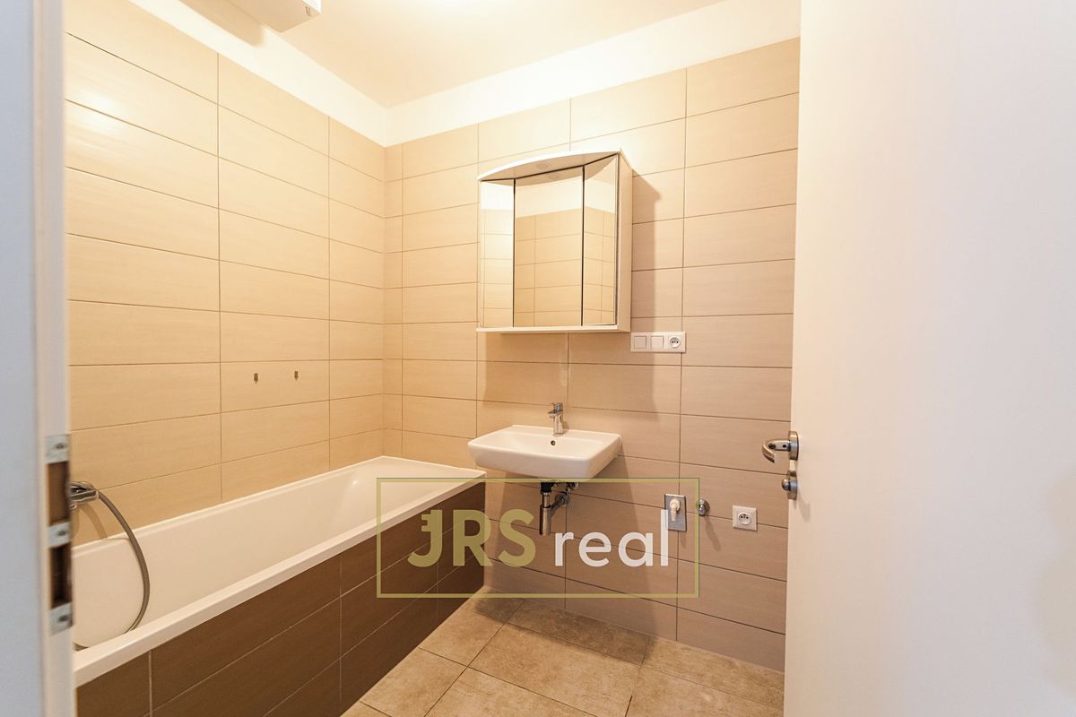 Pronájem bytu 3+kk 63 m² – fotografie 5