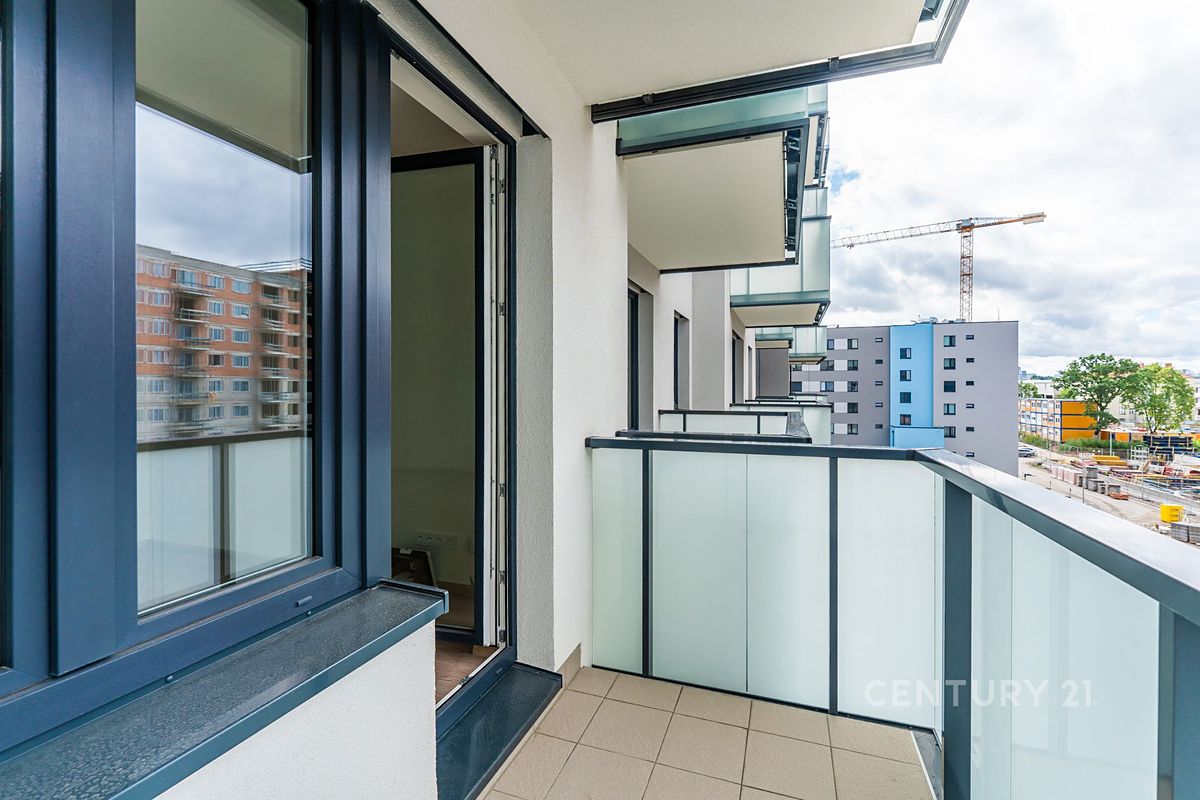 Pronájem bytu 1+kk 32 m²