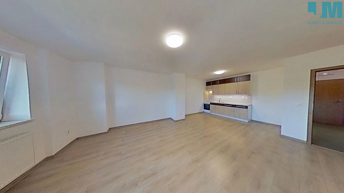 Pronájem bytu 2+kk 58 m² – fotografie 3
