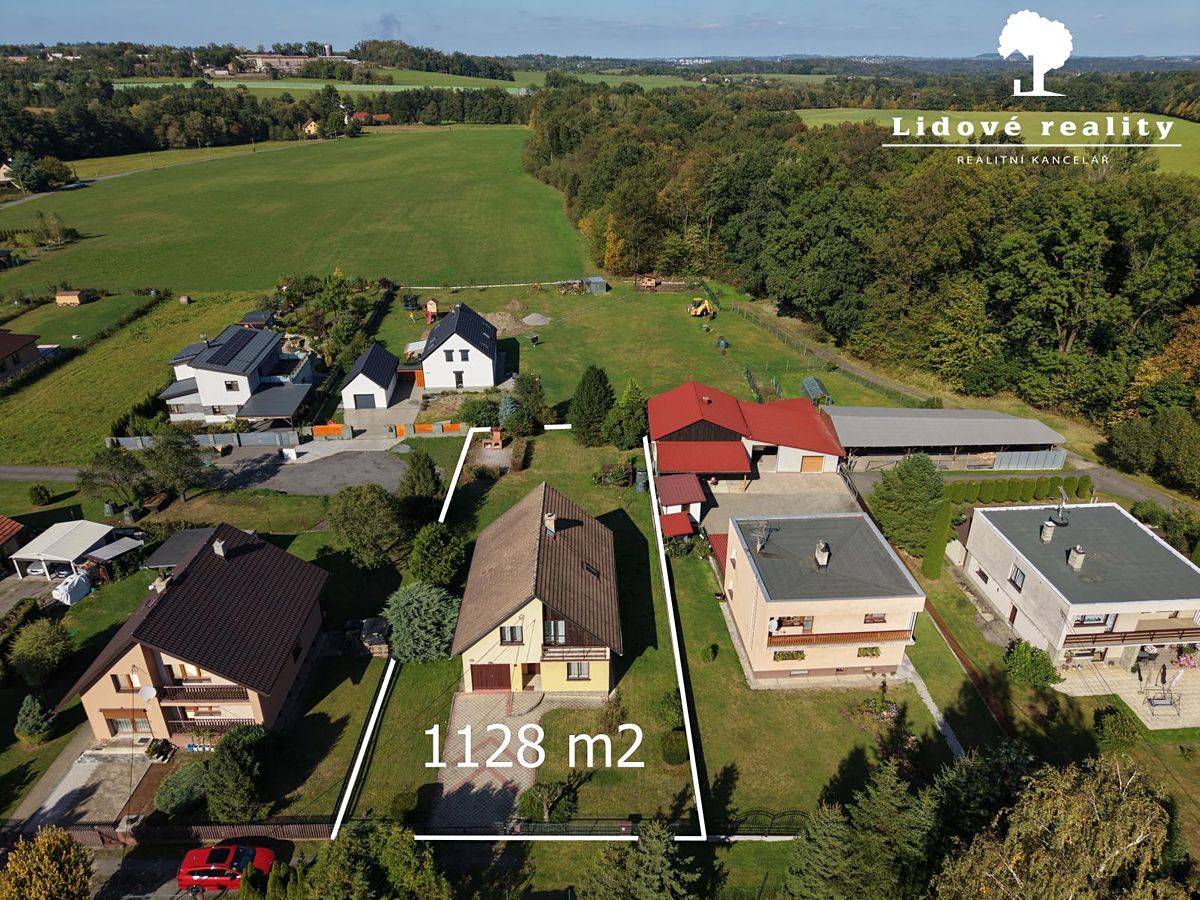 Prodej rodinného domu 180 m², pozemek 1128 m² – fotografie 3