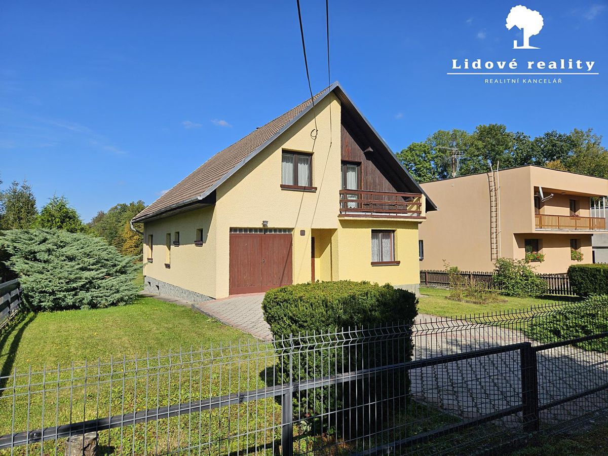 Prodej rodinného domu 180 m², pozemek 1128 m²