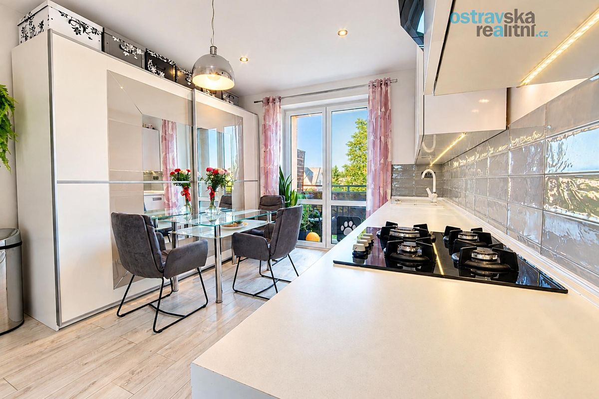 Prodej bytu 1+1 48 m² – fotografie 3