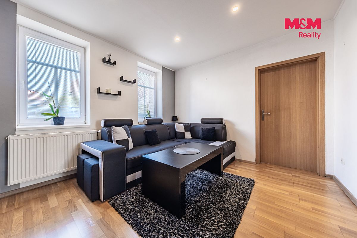 Prodej rodinného domu 200 m², pozemek 346 m² – fotografie 5