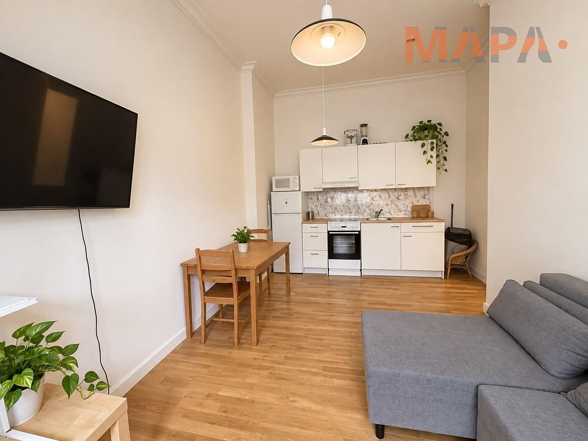 Pronájem bytu 2+kk 44 m² – fotografie 2