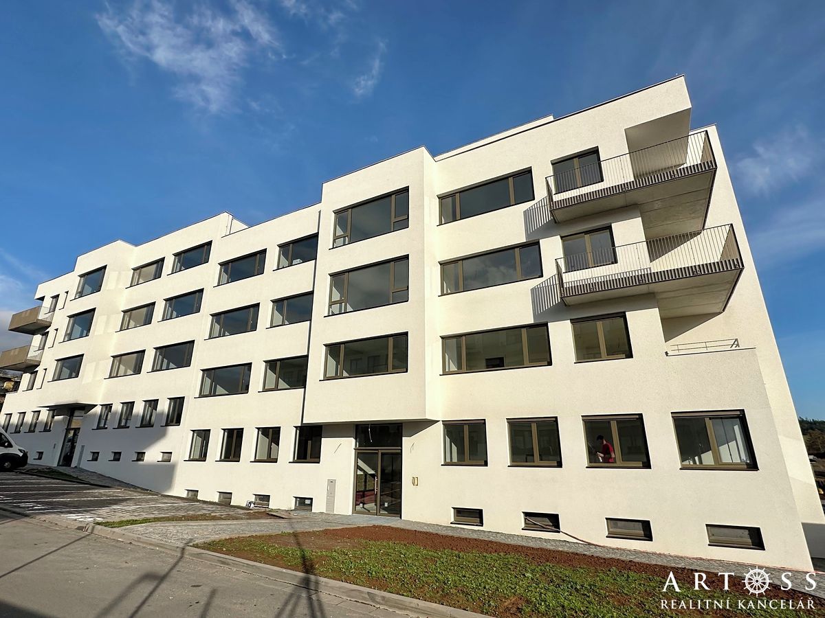 Pronájem bytu 1+kk 29 m²