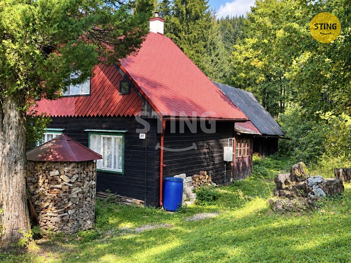 Prodej rodinného domu 155 m², pozemek 52055 m² – fotografie 2