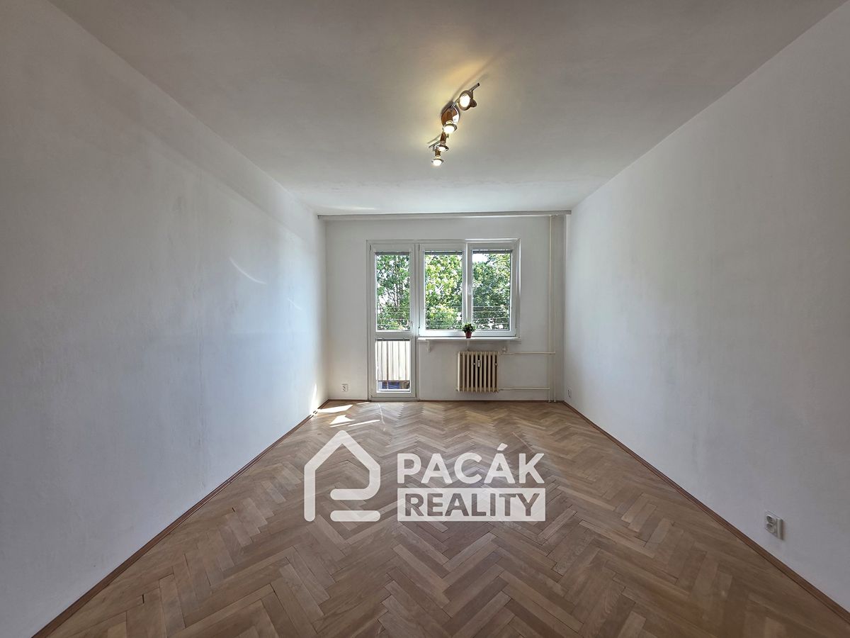 Pronájem bytu 2+1 52 m² – fotografie 2