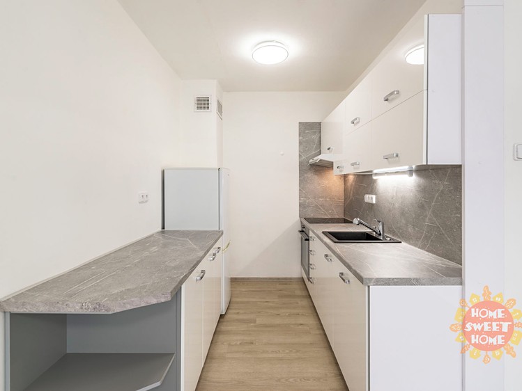 Pronájem bytu 2+kk, 48 m² (4 z 21)