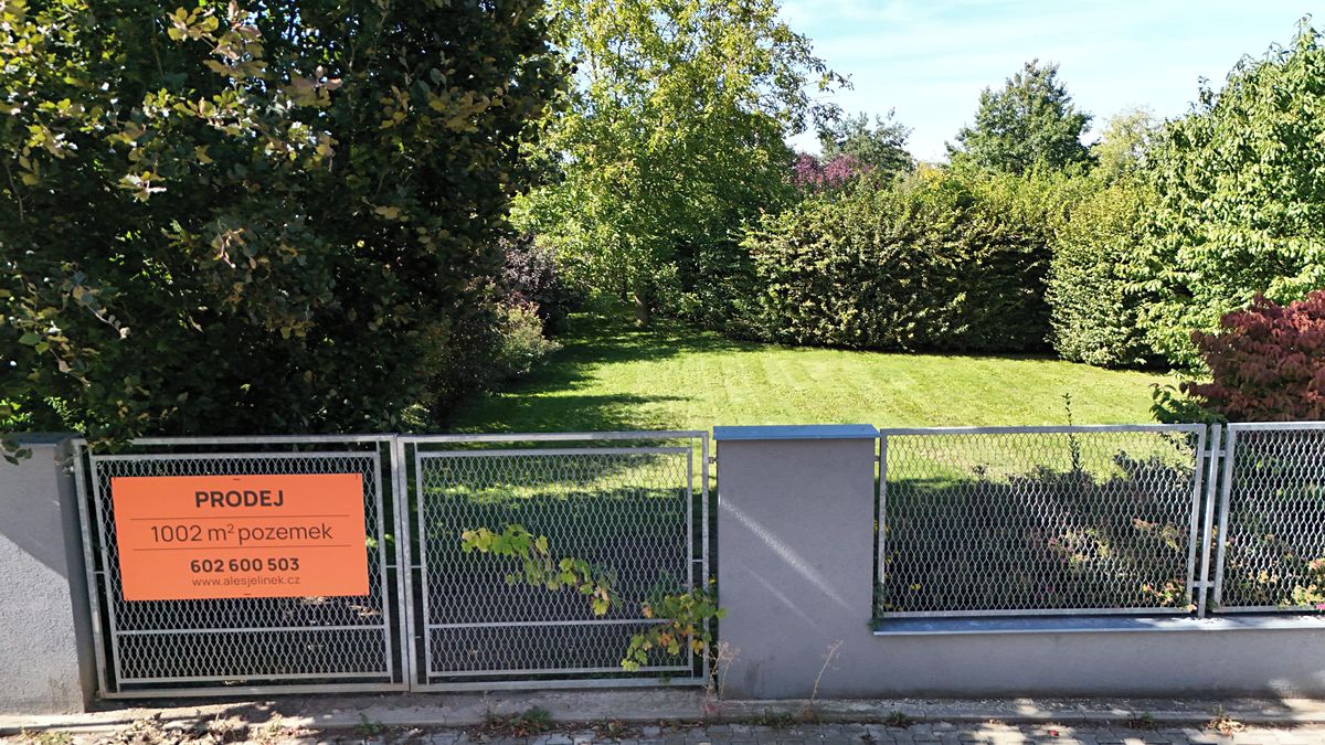 Prodej stavebního pozemku 1002 m², Psáry – fotka 1 z 3