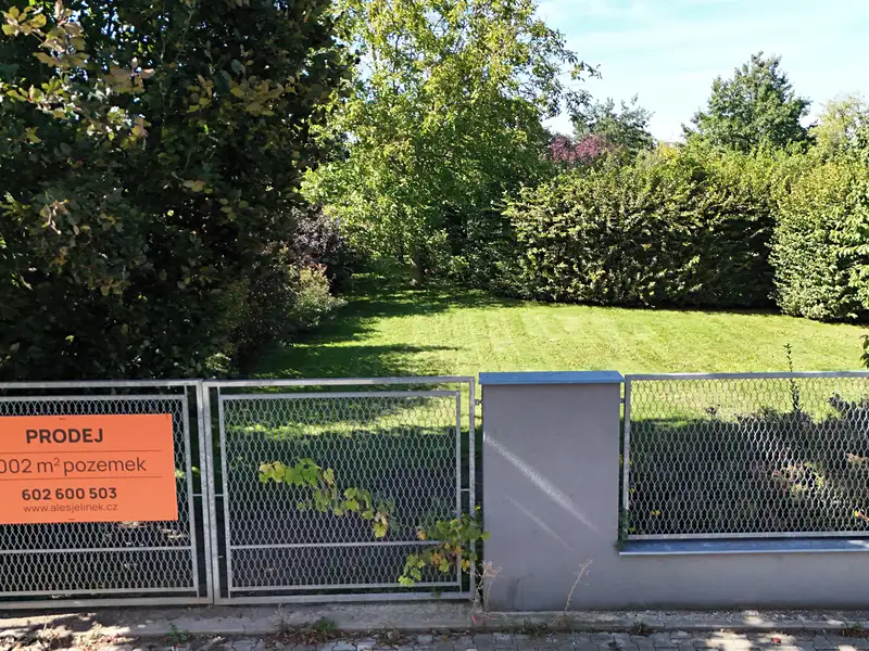 Prodej stavebního pozemku 1002 m², Psáry – náhled fotky 1