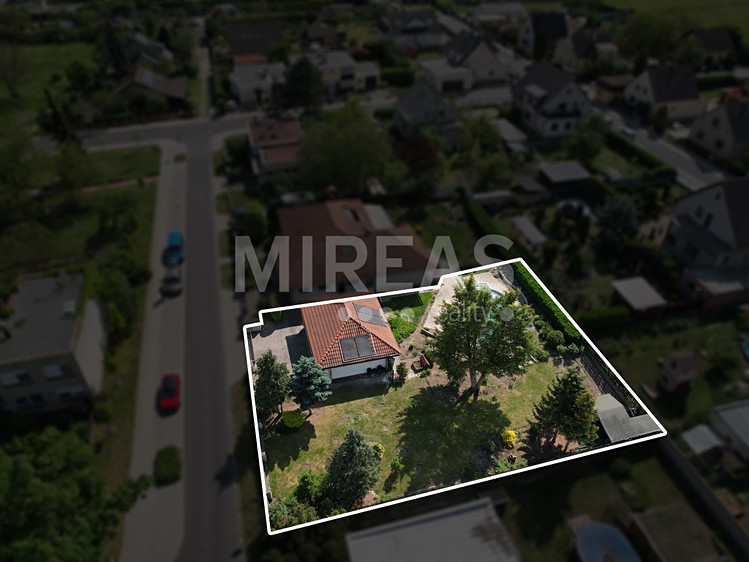 Grundstück zum Kauf, 812 m² (1 von 7)