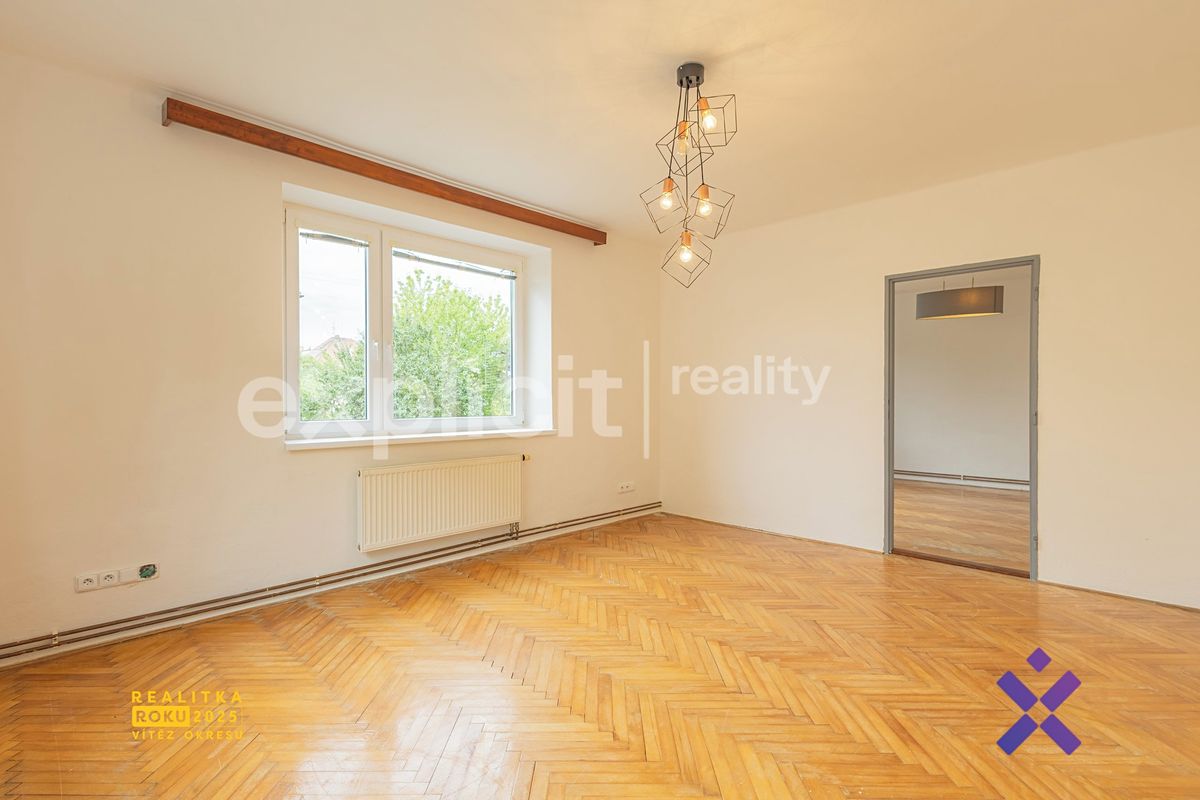 Prodej rodinného domu 130 m², pozemek 1323 m² – fotografie 3