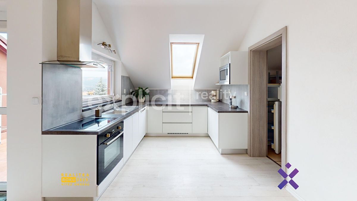 Pronájem bytu 4+kk 155 m² – fotografie 2