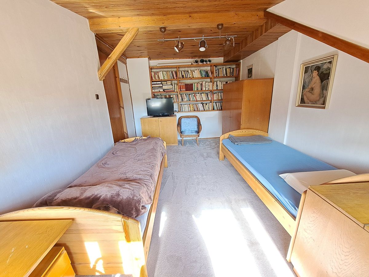 Pronájem bytu pokoje 12 m² – fotografie 4