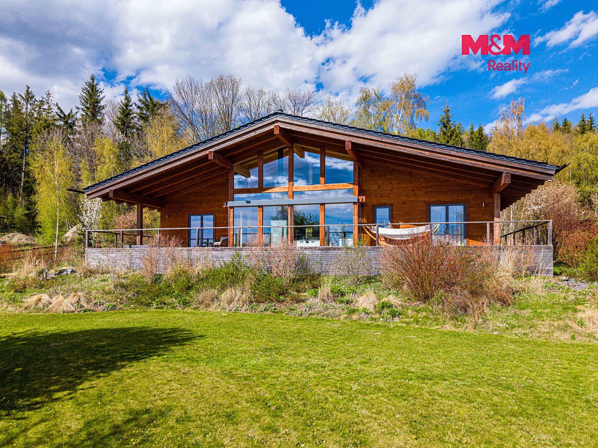 Prodej rodinného domu 205 m², pozemek 4500 m² – fotografie 2