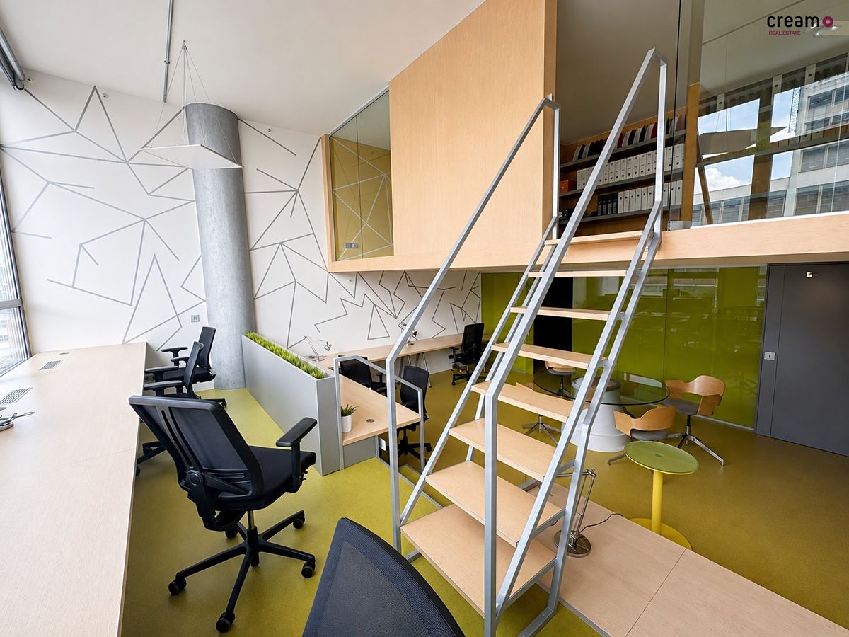 Pronájem kanceláře 74 m² – fotografie 2