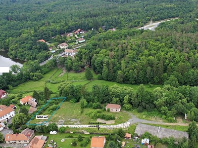 Prodej  stavebního pozemku 1 103 m²
